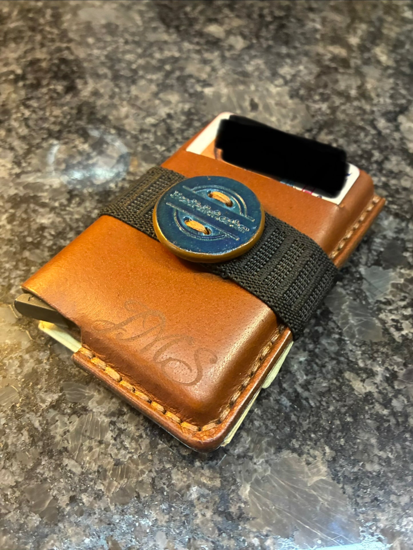 The "TrailBoss Slim" minimalist wallet